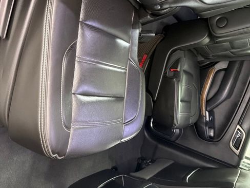 Used 2019 GMC Yukon Denali w/ Open Road Package AWD/4WD image 23