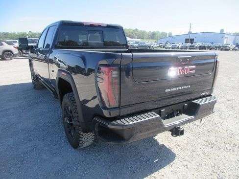 New 2026 GMC Sierra 2500 AT4 w/ AT4 Premium Plus Package AWD/4WD image 9