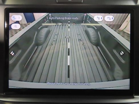 Used 2025 Ford F250 Platinum image 21