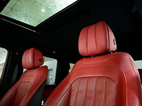 Used 2023 Mercedes-Benz G 550 image 5