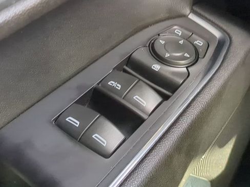 Used 2022 GMC Sierra 1500 Elevation image 23