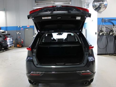 Used 2024 Toyota Venza Limited AWD/4WD image 27