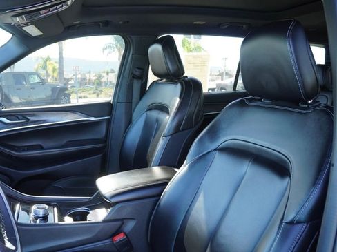 Certified 2024 Jeep Grand Cherokee L Limited w/ Black Appearance Package image 20