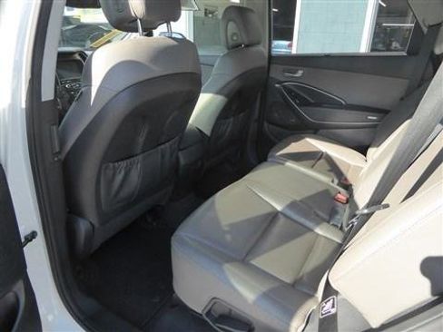 Used 2017 Hyundai Santa Fe AWD w/ Cargo Package image 18