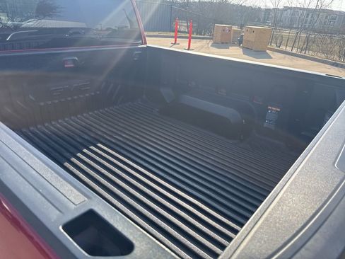 Used 2021 GMC Sierra 1500 SLE image 14