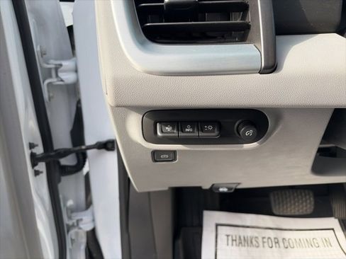 Used 2022 GMC Terrain SLT w/ Tech Package image 20