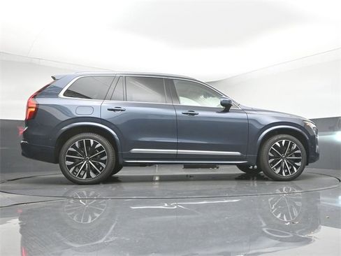 New 2026 Volvo XC90 B6 Ultra image 44