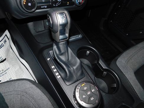 Used 2022 Ford Bronco 4-Door w/ Sasquatch Package image 17