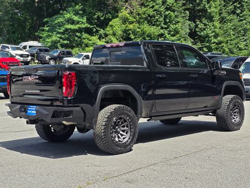 Used 2021 GMC Sierra 1500 AT4 w/ AT4 Premium Package AWD/4WD image 7