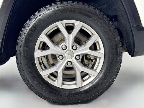 Used 2021 Jeep Grand Cherokee L Limited image 10