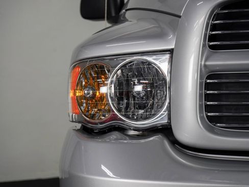 Used 2005 Dodge Ram 1500 Truck 2WD Regular Cab image 11