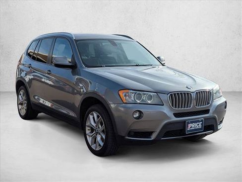 Used 2013 BMW X3 xDrive35i image 3