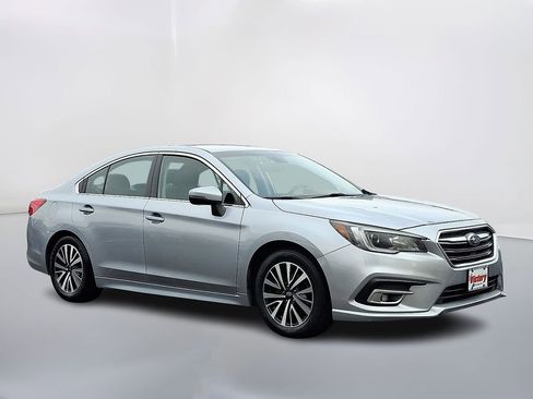 Used 2019 Subaru Legacy 2.5i Premium image 1