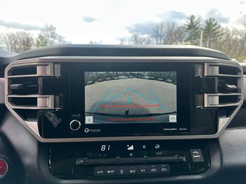 Used 2024 Toyota Tundra SR5 w/ TRD Off-Road Package AWD/4WD image 43