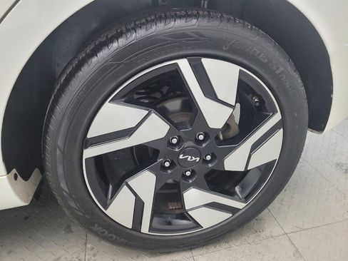 Used 2023 Kia Soul GT-Line w/ GT-Line Technology Package image 31