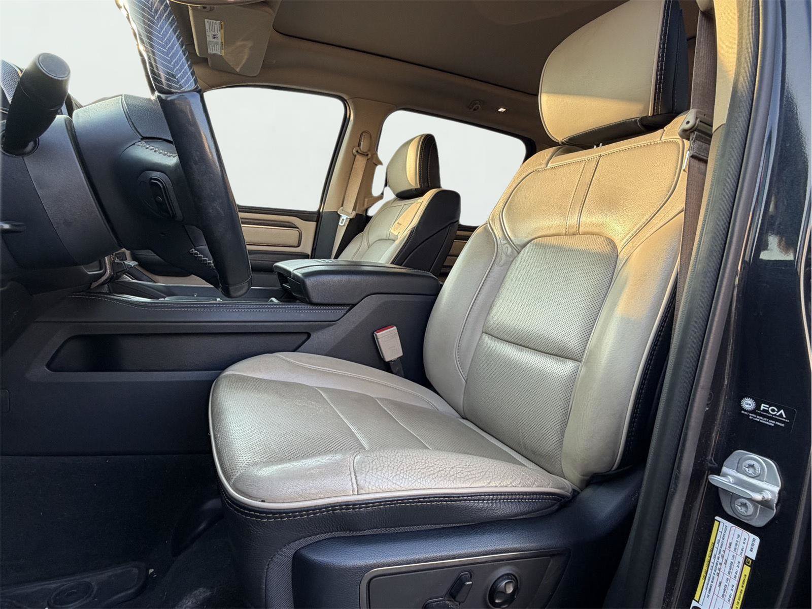 Used 2021 RAM 1500 Limited AWD/4WD image 13