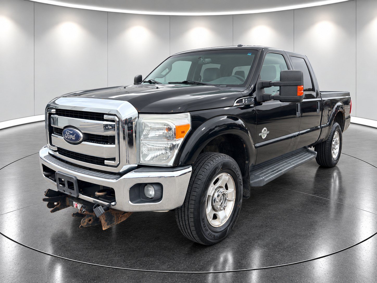 Used 2016 Ford F250 XLT AWD/4WD image 1