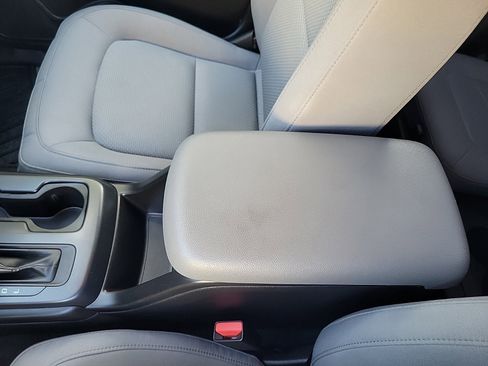 Used 2020 GMC Canyon W/T w/ Convenience Package image 22