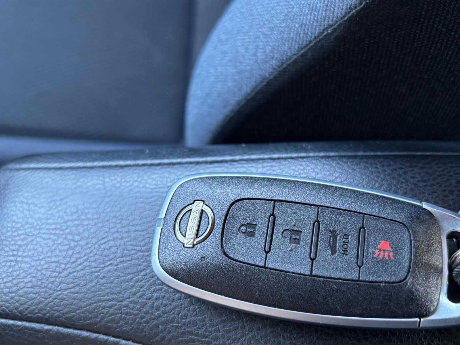 Used 2025 Nissan Versa SV FWD image 20