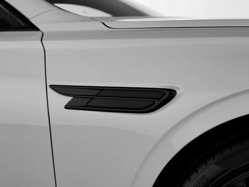 New 2026 Bentley Flying Spur Plug-In Hybrid image 40