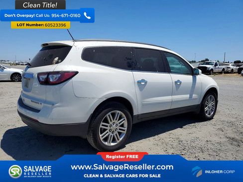 Used 2015 Chevrolet Traverse LT w/ Style and Technology Package FWD image 4