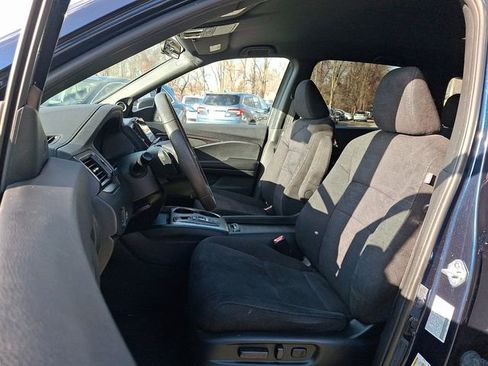 Used 2022 Honda Pilot Sport image 14