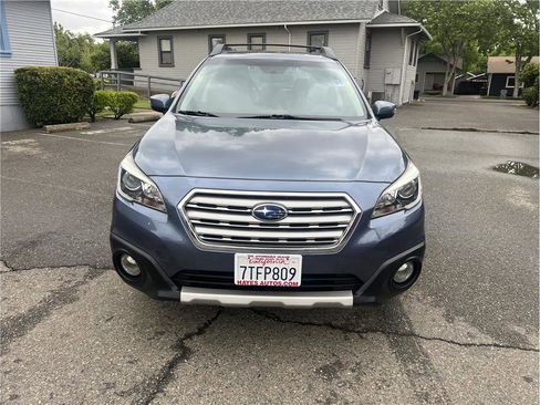Used 2016 Subaru Outback 2.5i Limited AWD/4WD image 2