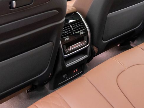 New 2026 BMW X5 M60i image 18