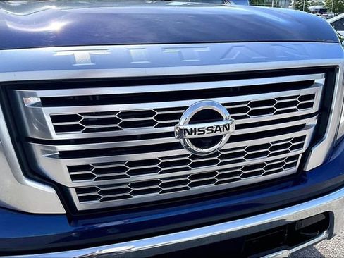 Used 2022 Nissan Titan Platinum Reserve w/ Moonroof Package AWD/4WD image 33