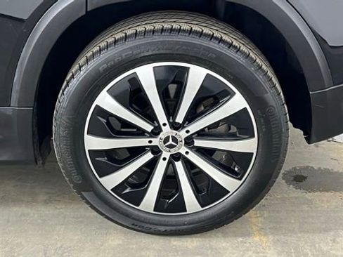 Used 2022 Mercedes-Benz GLB 250 image 38