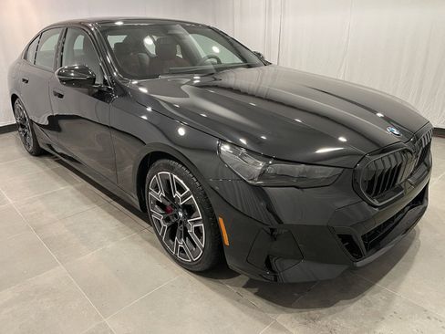 New 2026 BMW 530i xDrive AWD/4WD image 3