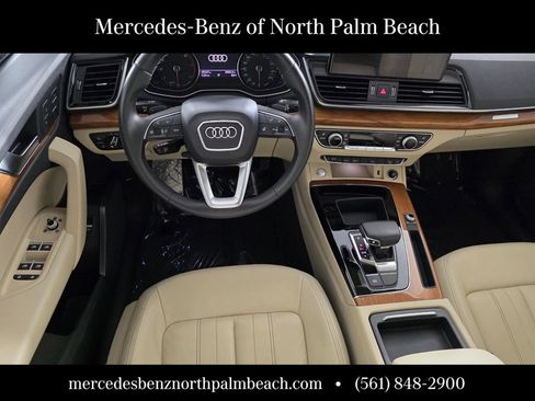Used 2021 Audi Q5 2.0T Premium w/ Convenience Package AWD/4WD image 12