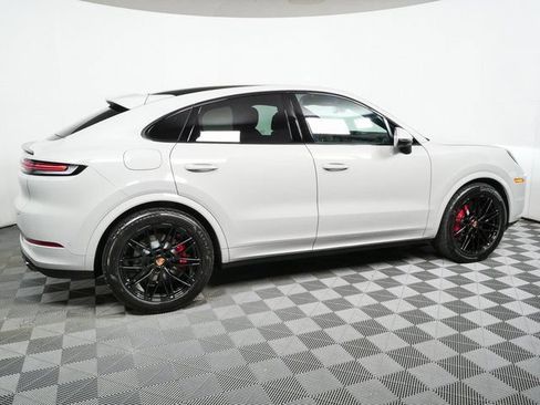 New 2026 Porsche Cayenne S AWD/4WD image 29