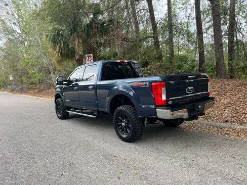 Used 2017 Ford F250 XLT w/ XLT Premium Package image 7