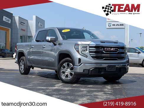 Used 2025 GMC Sierra 1500 SLT AWD/4WD image 1