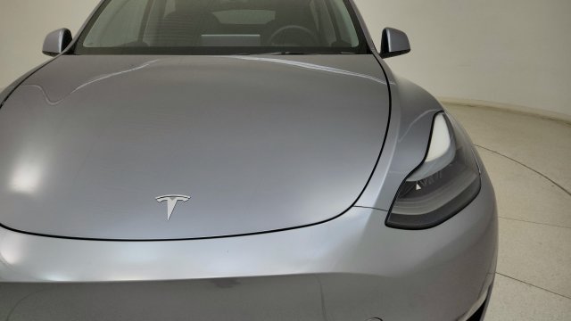 Used 2024 Tesla Model Y Performance AWD/4WD image 23