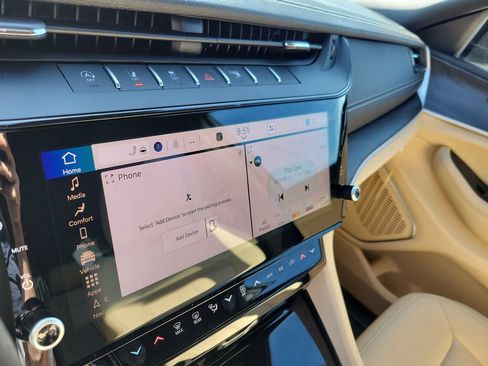 New 2026 Jeep Grand Cherokee L Limited AWD/4WD image 16