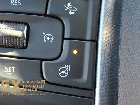 Used 2024 GMC Sierra 1500 Elevation image 30