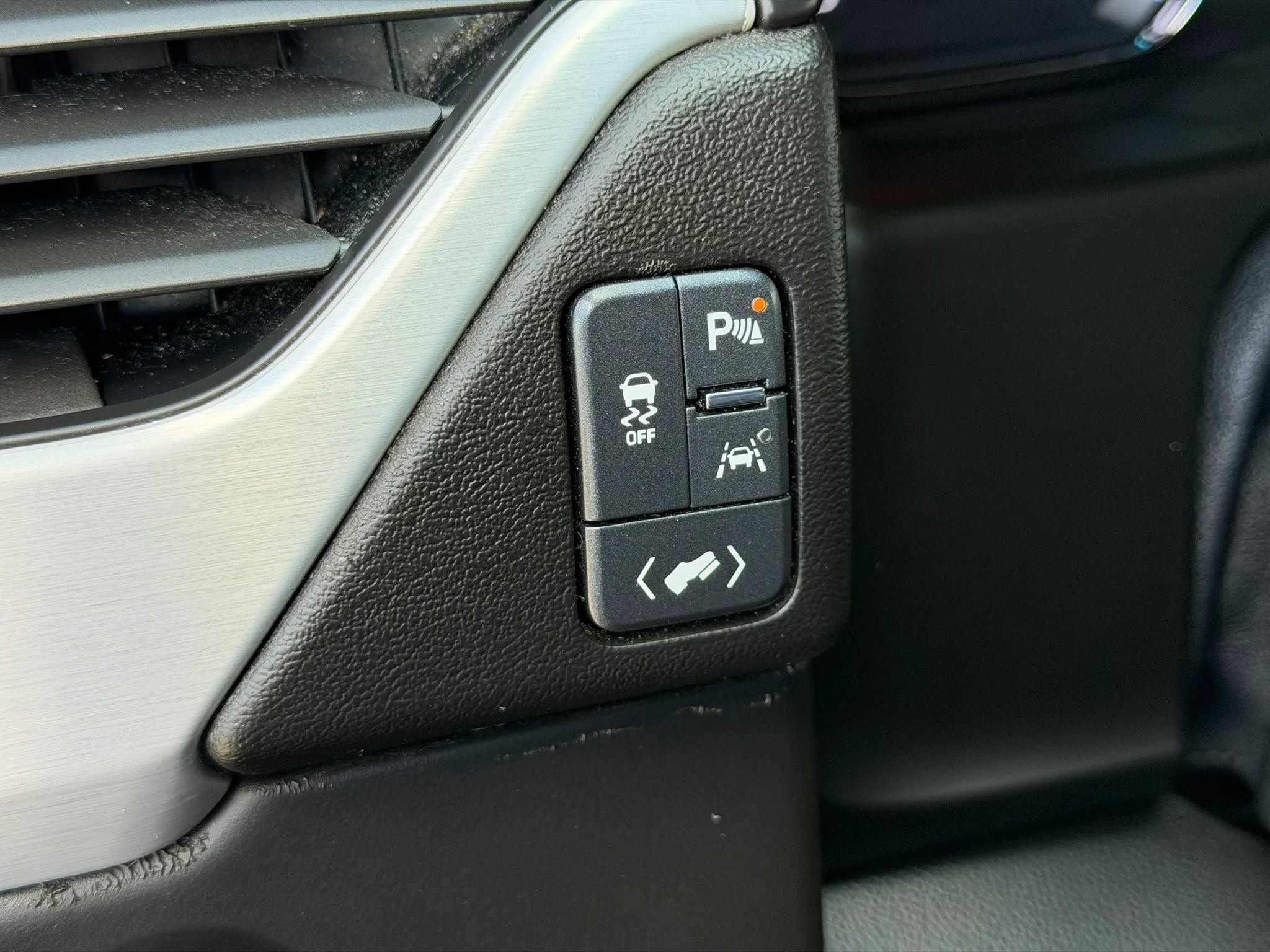 Used 2019 GMC Yukon SLT AWD/4WD image 30