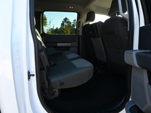 Used 2024 Ford F250 XLT image 25