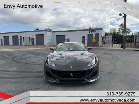 Used 2020 Ferrari Portofino image 7