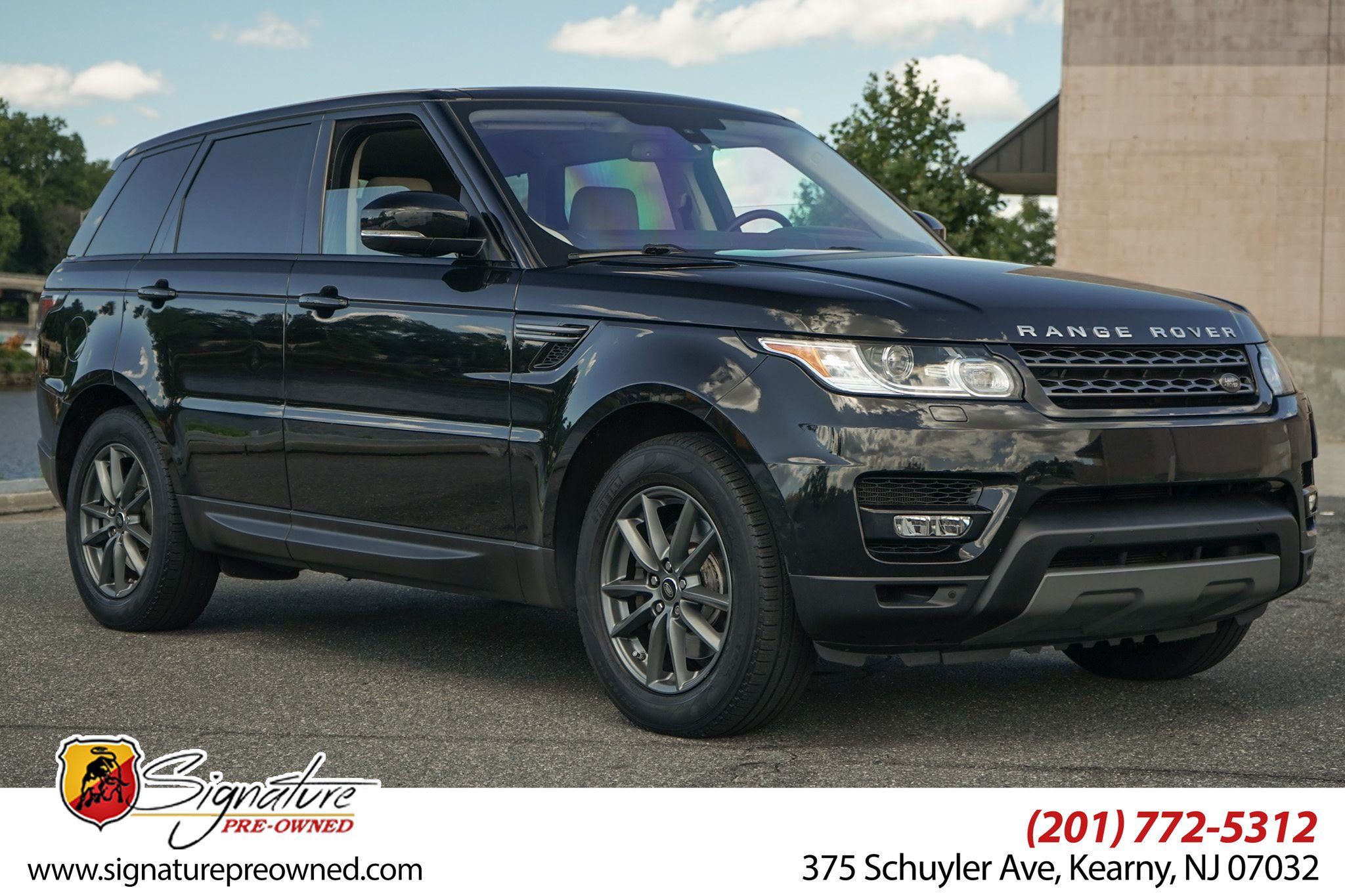 Used 2016 Land Rover Range Rover Sport SE AWD/4WD image 1