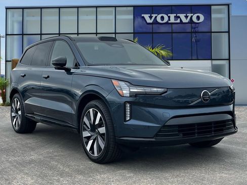 Used 2025 Volvo EX90 Ultra image 1