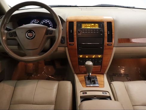 Used 2006 Cadillac STS V6 w/ Preferred Equipment Group image 12