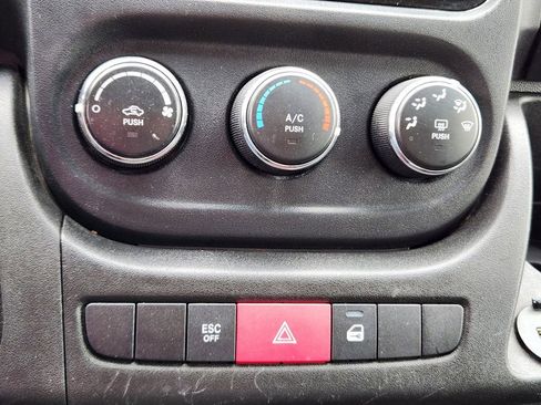 Used 2019 RAM ProMaster 1500 FWD image 18