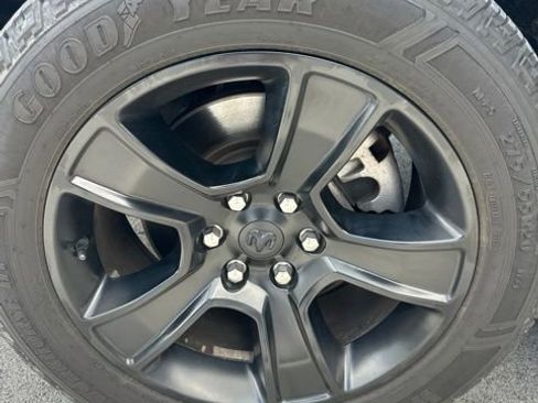 Used 2022 RAM 1500 Big Horn AWD/4WD image 13