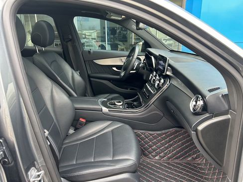 Used 2019 Mercedes-Benz GLC 300 image 16
