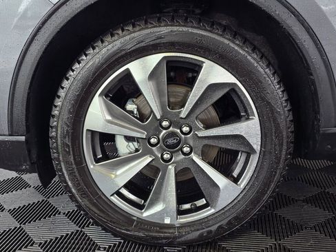 Used 2024 Ford Escape Platinum image 11