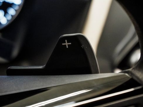 Used 2021 Nissan Rogue SV image 17