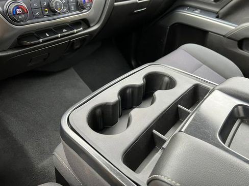 Used 2019 Chevrolet Silverado 1500 LT w/ LPO, Chrome Package image 32